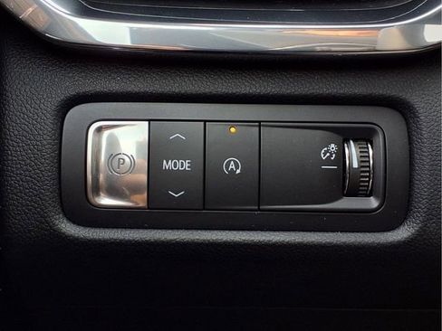 New 2026 GMC Acadia Denali w/ Super Cruise Package image 10