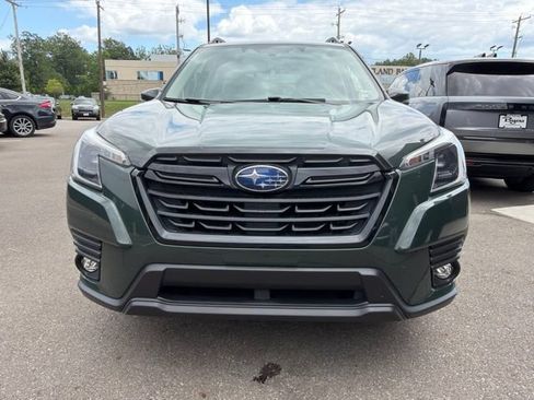 Used 2024 Subaru Forester Limited AWD/4WD image 5