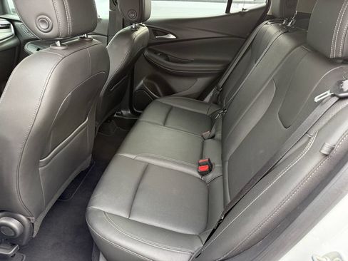Used 2024 Buick Encore GX Sport Touring FWD image 24