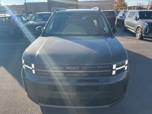 Used 2025 Hyundai Santa Fe XRT image 2