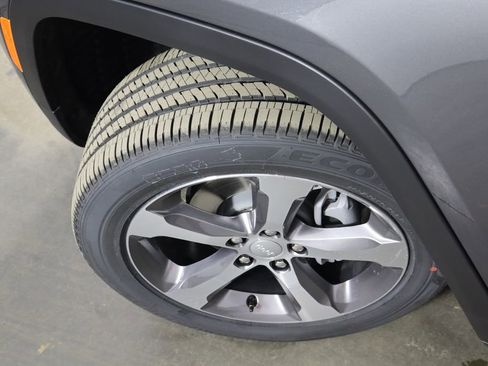 New 2026 Jeep Grand Cherokee Limited AWD/4WD image 46