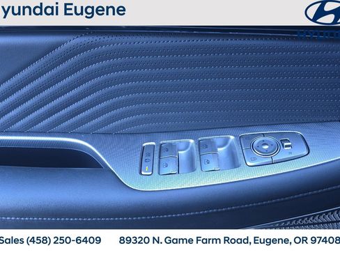 Used 2023 Hyundai Palisade Calligraphy w/ Winter Package image 12