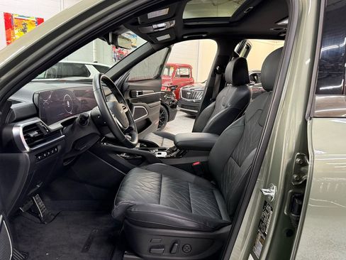 Used 2024 Kia Telluride SX Prestige X-Pro image 11