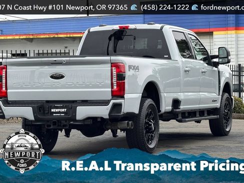 New 2026 Ford F250 XLT w/ XLT Premium Package AWD/4WD image 3