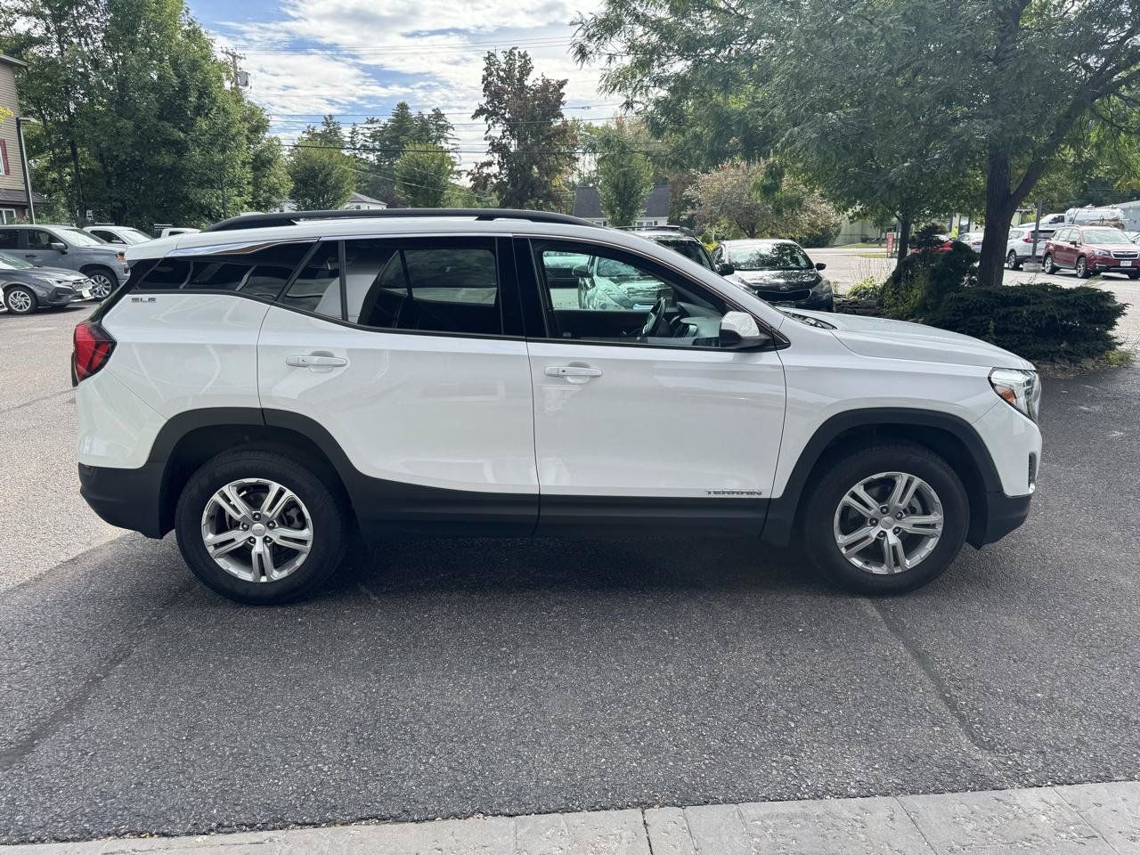 Used 2018 GMC Terrain SLE AWD/4WD image 6