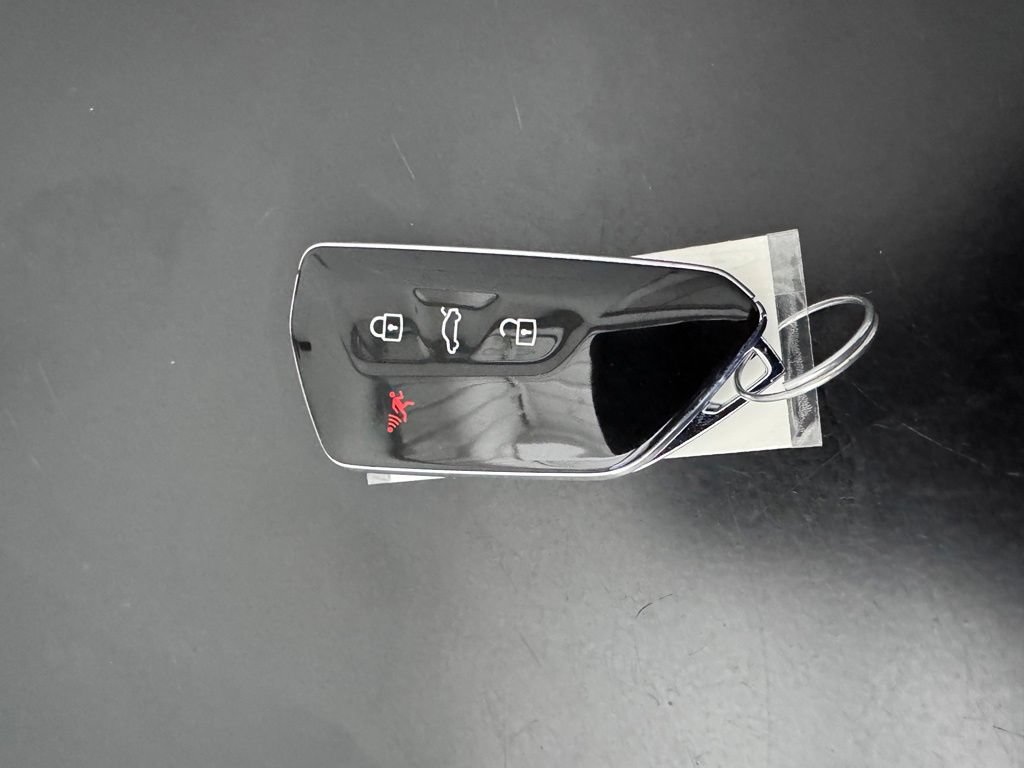 Used 2025 Volkswagen GTI SE FWD image 58