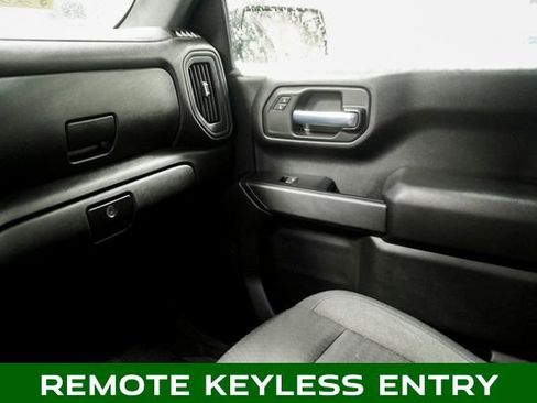 Used 2022 Chevrolet Silverado 1500 Custom image 23