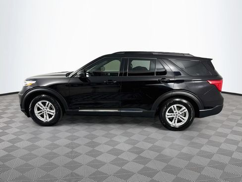 Used 2020 Ford Explorer XLT w/ Equipment Group 202A RWD image 4