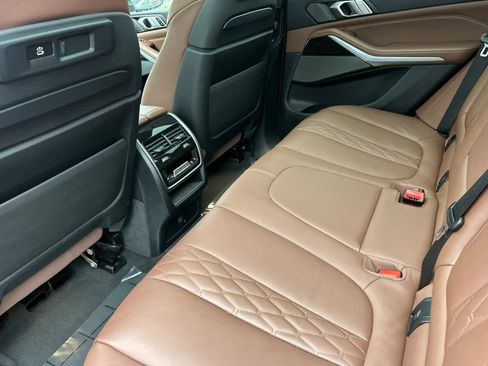 Used 2023 BMW X5 xDrive45e w/ Executive Package image 4