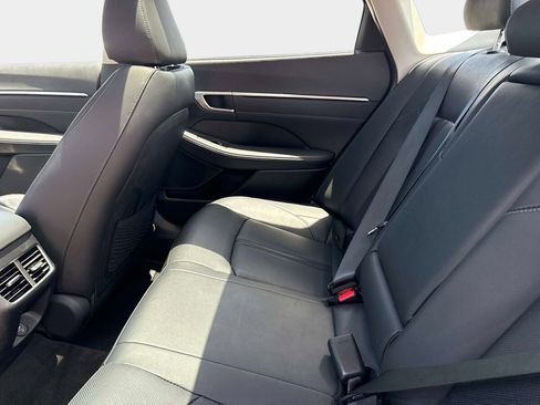 Used 2023 Hyundai Sonata Limited FWD image 12