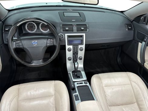 Used 2011 Volvo C70 T5 w/ Multimedia Pkg image 16