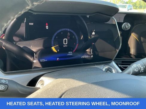 Used 2024 Chevrolet Trax ACTIV w/ Sunroof Package image 24