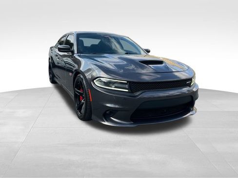 Used 2018 Dodge Charger SRT w/ Technology Group image 7