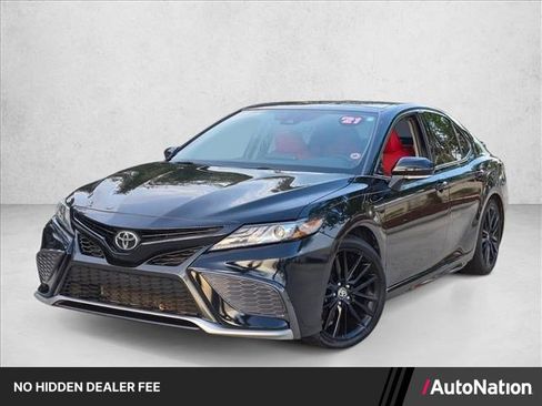 Used 2021 Toyota Camry XSE FWD image 1