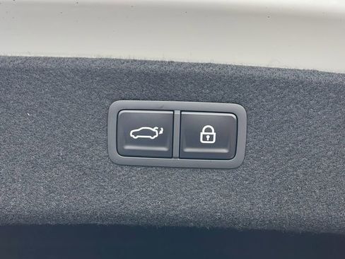 New 2025 Genesis G80 2.5T Sport Prestige image 33