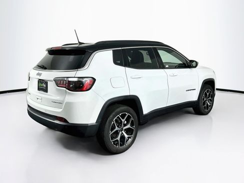 Used 2025 Jeep Compass Limited AWD/4WD image 9