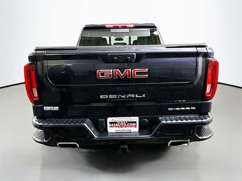 Used 2022 GMC Sierra 1500 Denali image 6