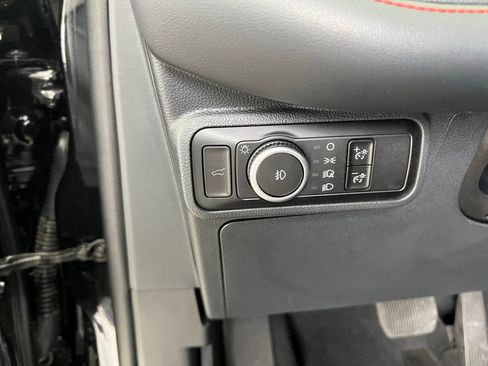 Used 2025 Ford Explorer ST-Line w/ ST-Line Street Pack image 10