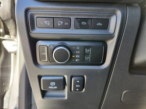 New 2023 Ford F150 Lightning Platinum image 24