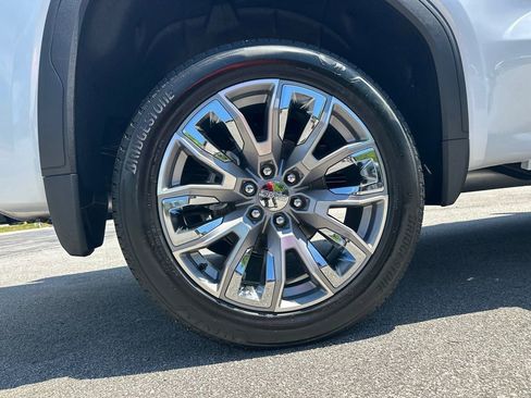 New 2026 GMC Sierra 1500 Denali AWD/4WD image 18