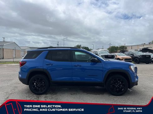 New 2026 GMC Terrain Elevation w/ Elevation Premium Package FWD image 8