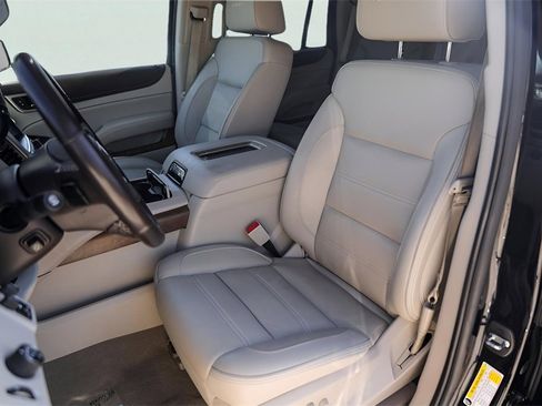 Used 2019 GMC Yukon Denali w/ Open Road Package image 10