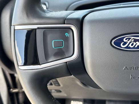 Certified 2025 Ford Expedition Max Active image 15