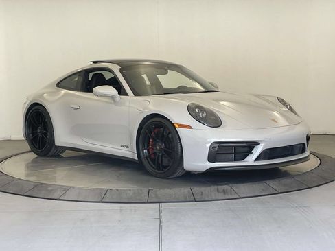 Certified 2024 Porsche 911 Carrera GTS w/ Premium Package RWD image 9
