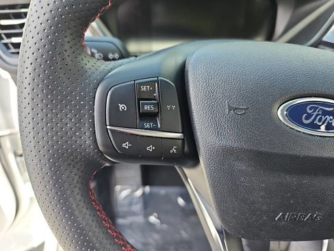 Used 2024 Ford Escape ST-Line Select AWD/4WD image 17