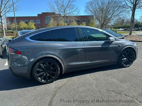 Used 2018 Tesla Model X 100D image 6