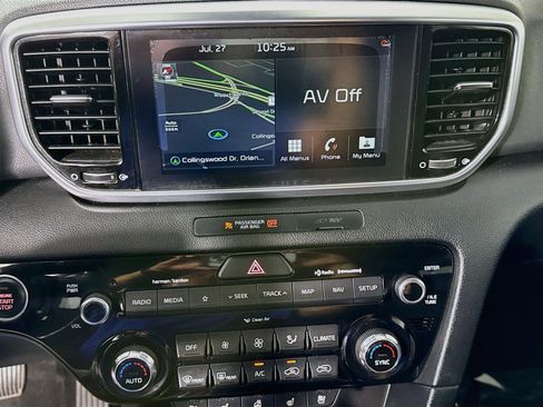 Used 2020 Kia Sportage EX w/ Option Group 15 AWD/4WD image 18