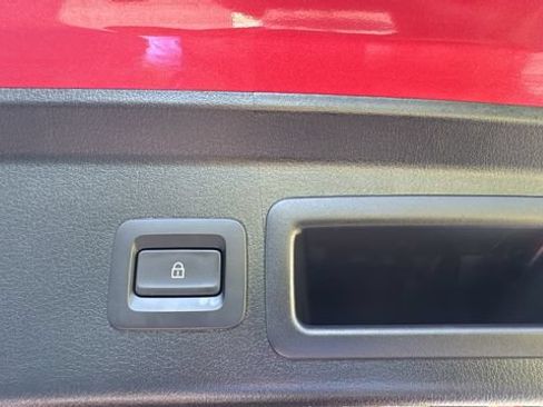 Used 2025 MAZDA CX-30 AWD 2.5 S w/ Preferred Package image 16