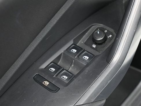 Used 2019 Volkswagen Jetta S w/ Driver Assistance Package FWD image 13