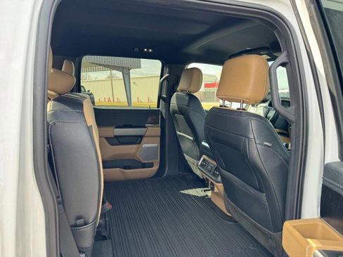 Used 2022 Ford F150 Lariat w/ Equipment Group 502A High image 10