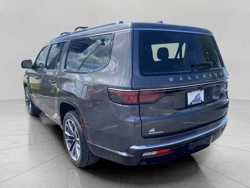Used 2023 Jeep Wagoneer L Series III w/ Premium Group I AWD/4WD image 13