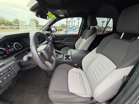 Certified 2025 Toyota 4Runner TRD Off-Road image 18