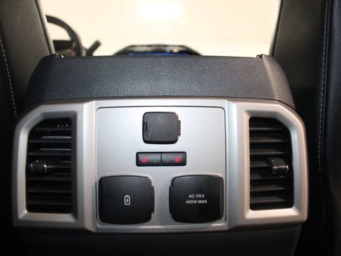 Used 2022 Ford F250 Lariat w/ Lariat Ultimate Package AWD/4WD image 33