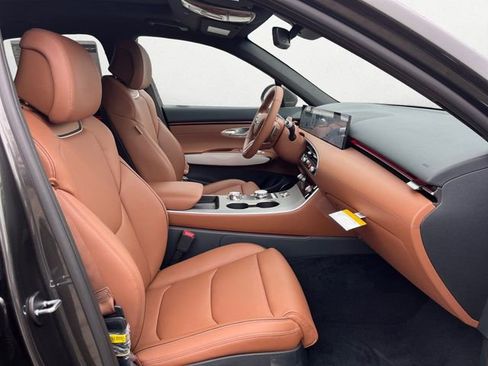 New 2026 Genesis GV70 2.5T Advanced AWD/4WD image 18