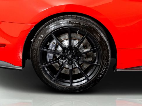 Used 2018 Ford Mustang Shelby GT350 w/ Electronics Package image 18