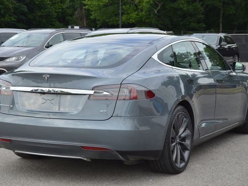 Used 2013 Tesla Model S RWD image 6