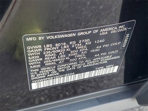 New 2025 Volkswagen ID.4 Pro S image 32