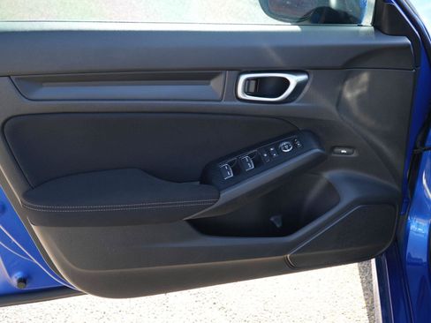Used 2024 Honda Civic LX image 4