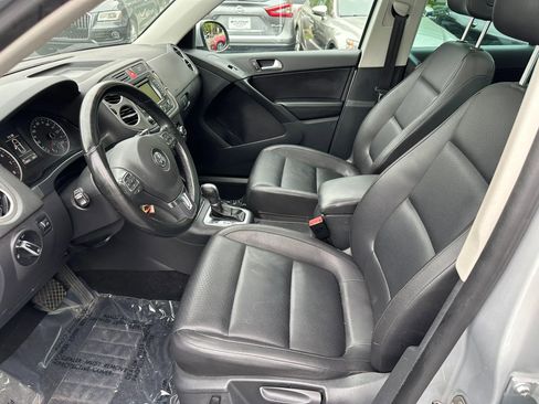 Used 2011 Volkswagen Tiguan S AWD/4WD image 21