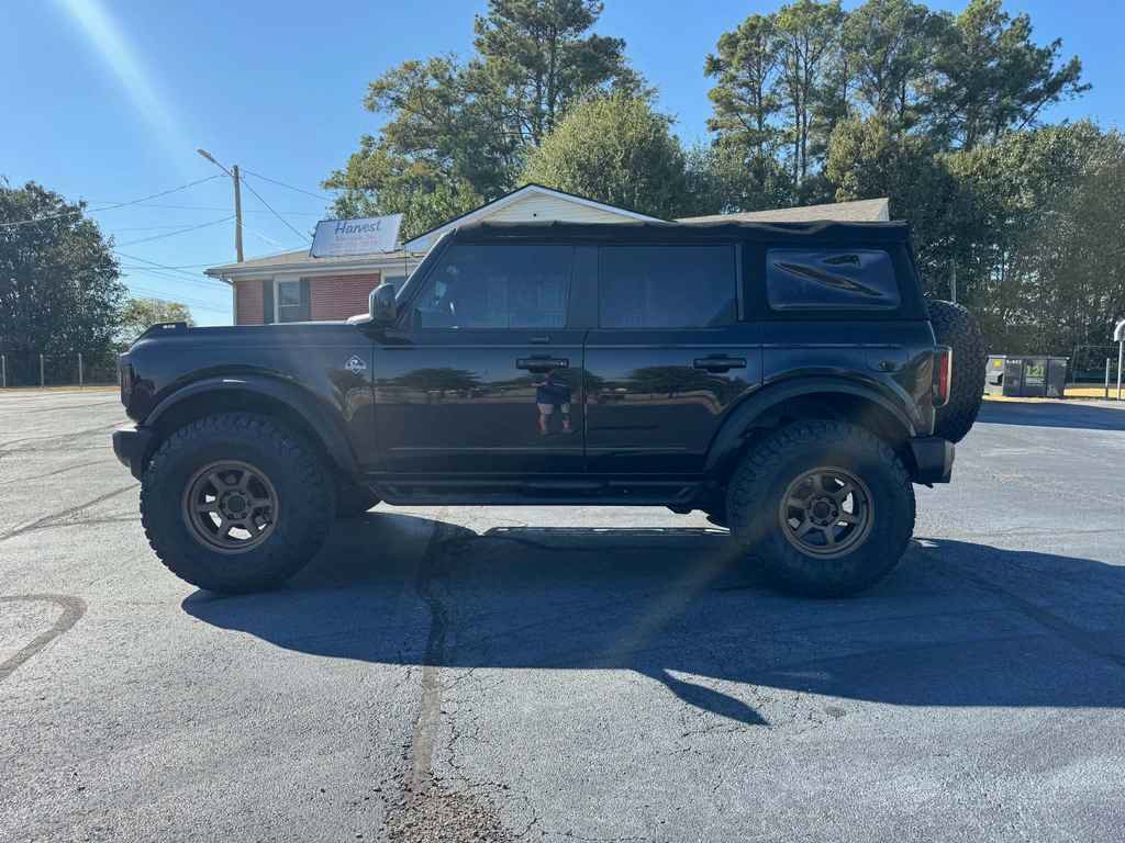 Used 2022 Ford Bronco Outer Banks AWD/4WD image 3