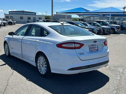 Used 2016 Ford Fusion Energi SE FWD image 5