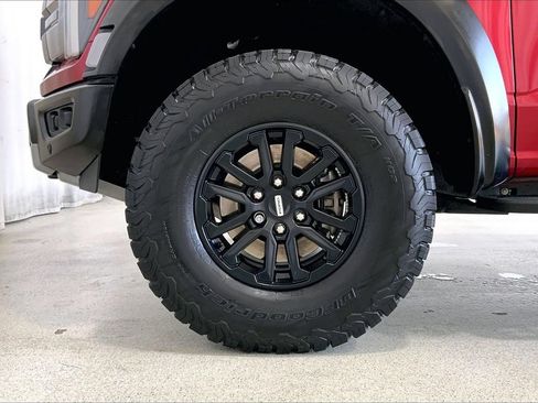 Used 2025 Ford F150 Raptor AWD/4WD image 8