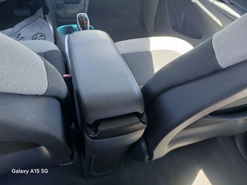 Used 2017 Chevrolet Bolt LT FWD image 28