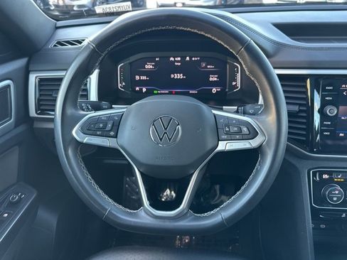 Used 2022 Volkswagen Atlas Cross Sport SE image 23
