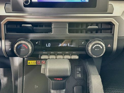 Used 2026 Toyota 4Runner TRD Off-Road AWD/4WD image 16