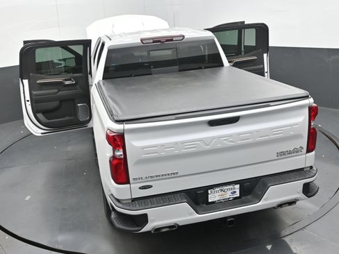 Used 2024 Chevrolet Silverado 1500 High Country w/ Z71 Off-Road Package AWD/4WD image 48